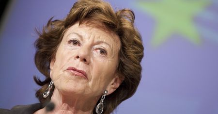 Bahamas Leaks. Kolejny wyciek dokumentów z raju podatkowego pogrąży byłą unijną komisarz?