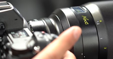 Nikkor Z 58 mm f/0.95 S Noct pokazany na targach CP+. Jest ogromny!