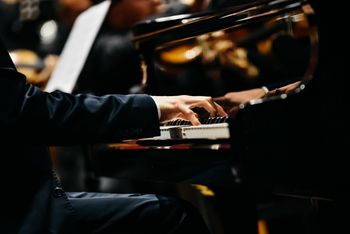II etap XIX Konkursu Chopinowskiego bez Mateusza Krzyżowskiego z Tychów. Wielka szkoda. "Dla mnie tak zagrałby sam Chopin"