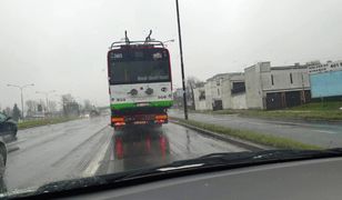 Lubelskie trolejbusy jadą do Ukrainy. Widok ten zaniepokoił mieszkańców miasta