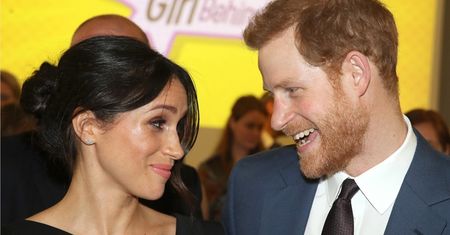 Autorzy nowej książki o Meghan i Harrym ujawniają, kiedy para odbyła PIERWSZY STOSUNEK!