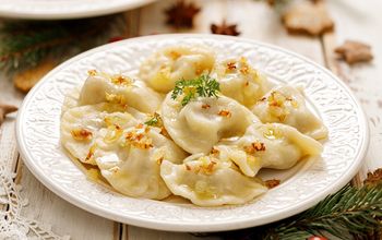 Zostały ci pierogi i uszka ze świąt? Pod żadnym pozorem nie zamrażaj ich ponownie