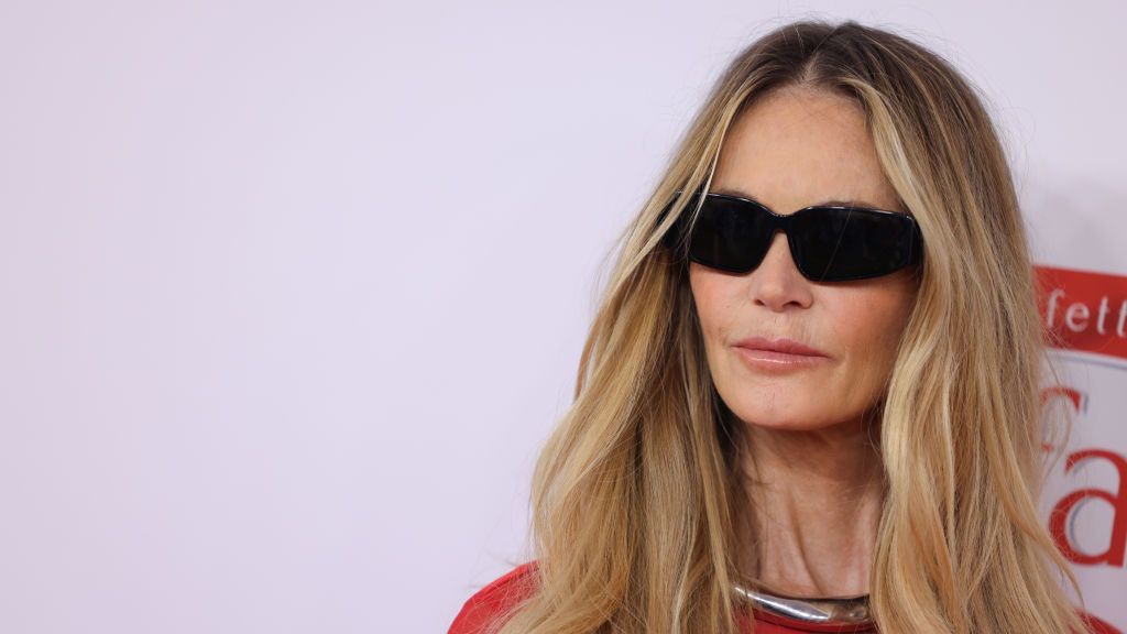 Modelka wybrała "holistyczne podejście" w leczeniu raka.