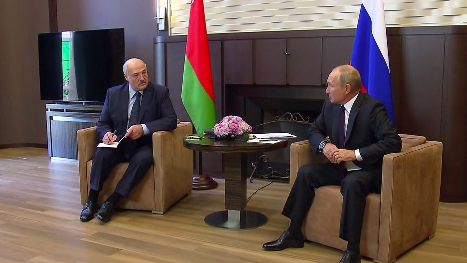 Soczi. Na zdjęciu Aleksander Łukaszenka (po lewej) i Wladimir Putin (po prawej)