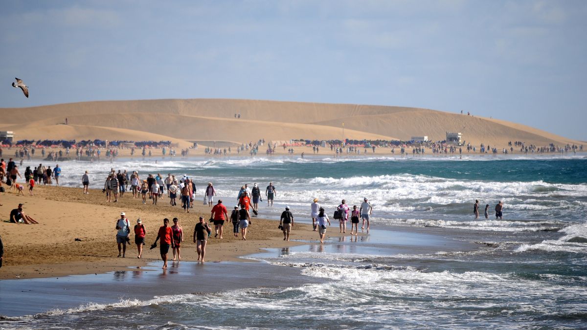 7-dniowa wycieczka na Wyspy Kanaryjskie, zarezerwowana na luty 2022, jest o ponad 600 zł droższa niż rok temu 