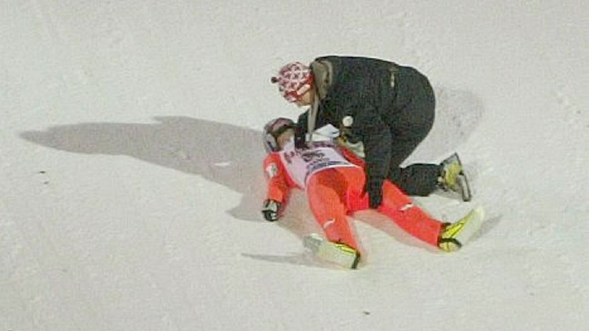 Getty Images / Alexander Hassenstein/Bongarts / Na zdjęciu: Thomas Morgenstern miał groźny upadek na skoczni w Kuusamo w 2003 roku