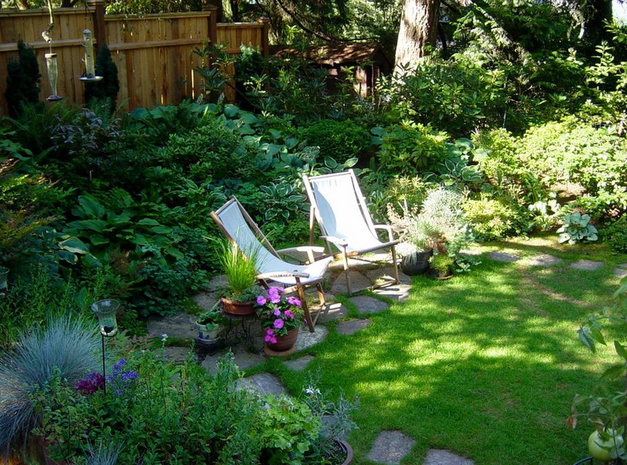Odpoczynek na słońcu. Leżaki, leżanki i hamaki w naszym ogrodzie
