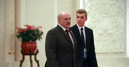 Zdjęcie niesie się w sieci. Zobacz, co syn Łukaszenki zrobił w szkole