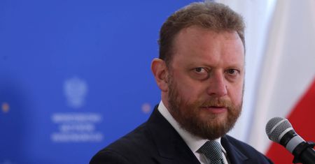 Sondaż : Minister Łukasz Szumowski powinien zostać odwołany? Polacy są podzieleni