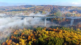 80 metrów nad ziemią. Budują najwyższą estakadę w Polsce