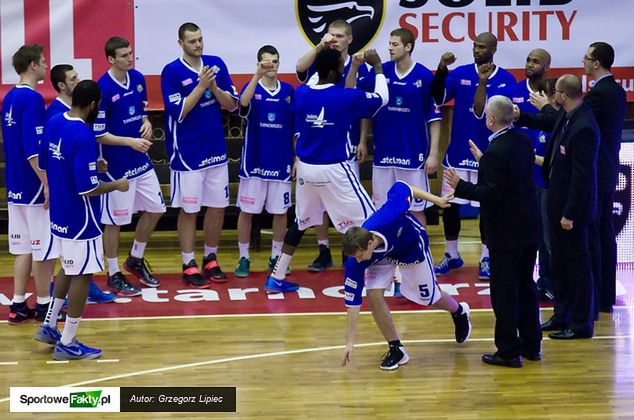 Koszykarze Stabill Jeziora mają w tym sezonie ogromne problemy z kontuzjami