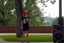 Trudno powstrzymać łzy. Nagranie z ośmiolatkiem z Ukrainy podbija sieć