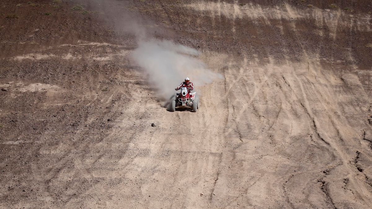 Zdjęcie okładkowe artykułu: Materiały prasowe /  / Rafał Sonik podczas trzeciego etapu Atacama Rally