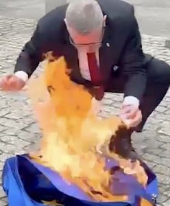 Braun wziął unijną flagę. Najpierw wytarł nią buty, potem podpalił