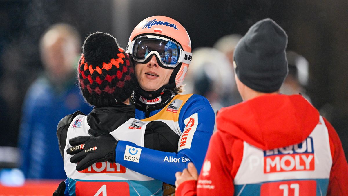 Getty Images / Daniel Kopatsch / Na zdjęciu od lewej: Kamil Stoch, Dawid Kubacki, Piotr Żyła