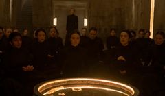 „Diuna: Proroctwo” oddaje hołd czy odcina kupony od sukcesu filmów? Rozmawiamy z twórcami serialu