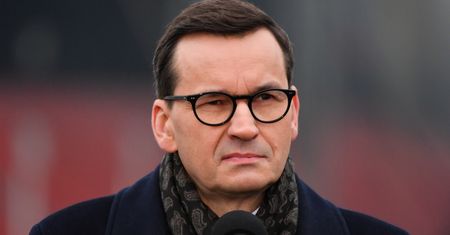 Były premier o decyzji Morawieckiego. "Powinien przeprosić"
