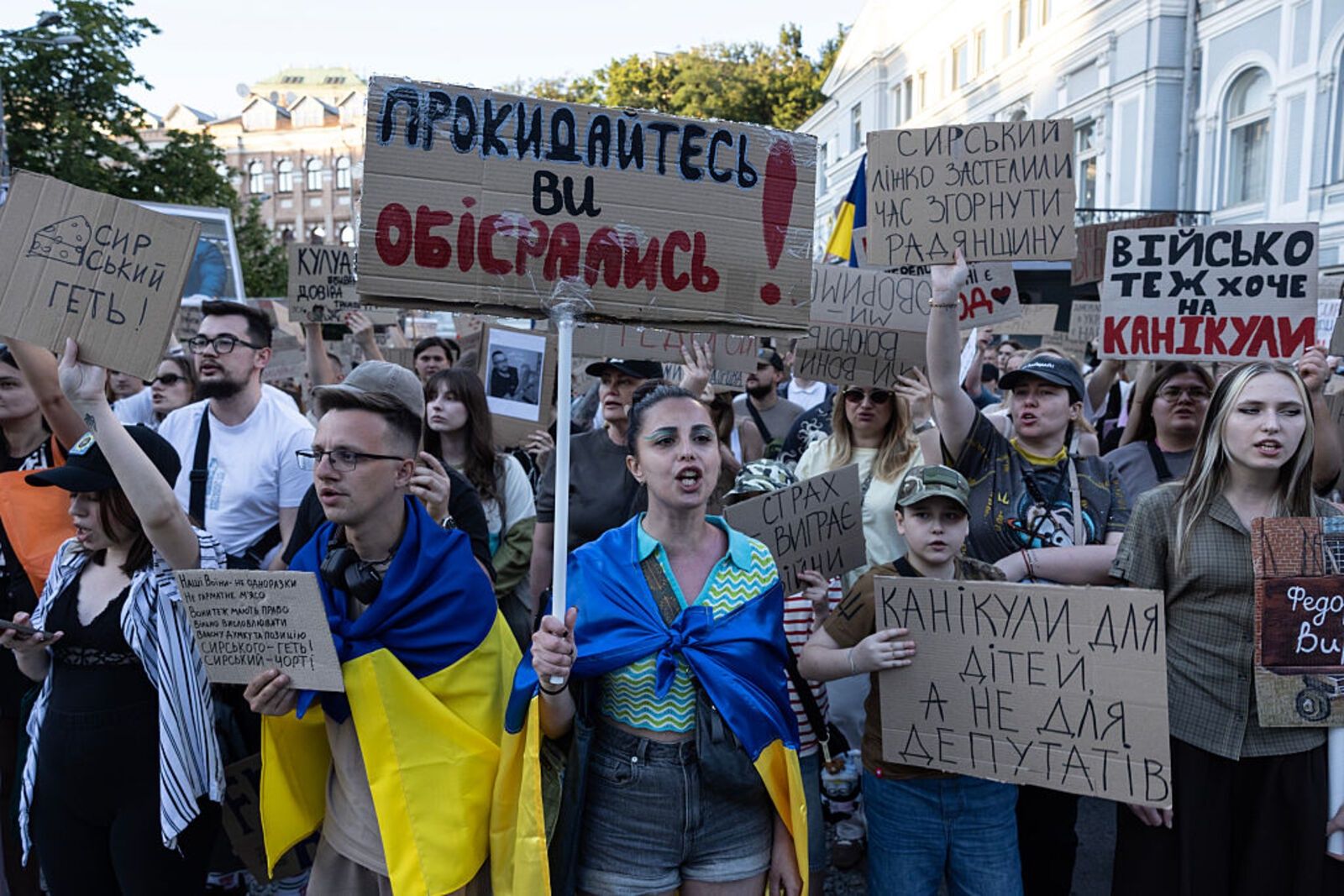 Kijów w ogniu protestów: Fedorow wraca na czoło walki