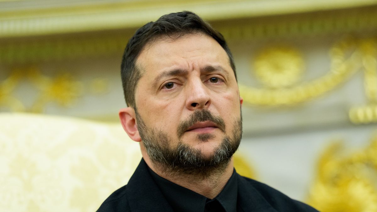 Ukraine's President Volodymyr Zelensky meets with United States President Donald J Trump (not pictured) in the Oval Office of the White House in Washington, DC, USA, 18 August 2025. European Leaders are at the White House in support of President Zelenskyy following President Trump?s meeting with President Vladimir Putin of Russia in Anchorage, Alaska, USA, on August 15, 2025. EPA/AARON SCHWARTZ / POOL Dostawca: PAP/EPA.