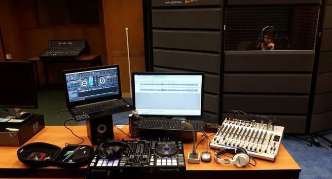 Ruszyło Akademickie Studio Radia Katowice, dwie godziny audycji od studentów