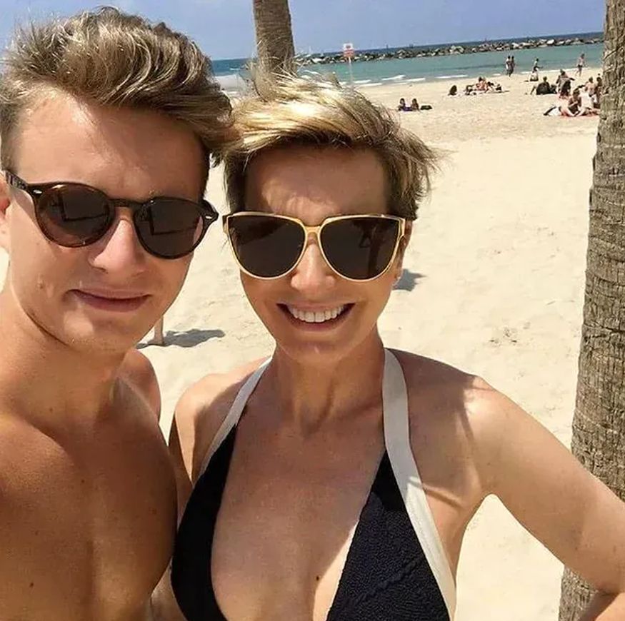 Paulina Smaszcz i Franciszek Kurzajewski 