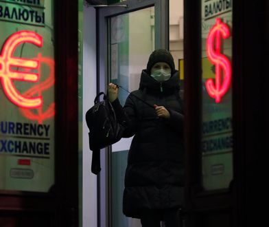 Spektakularny krach rubla. "Banki nie zbankrutują w kilka godzin"
