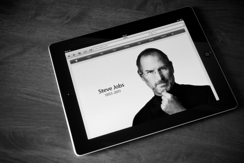 Steve Jobs wyświetlony na iPadzie