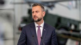 Polacy wrócą do koszar? Szef MON: "Tych głosów jest bardzo dużo"