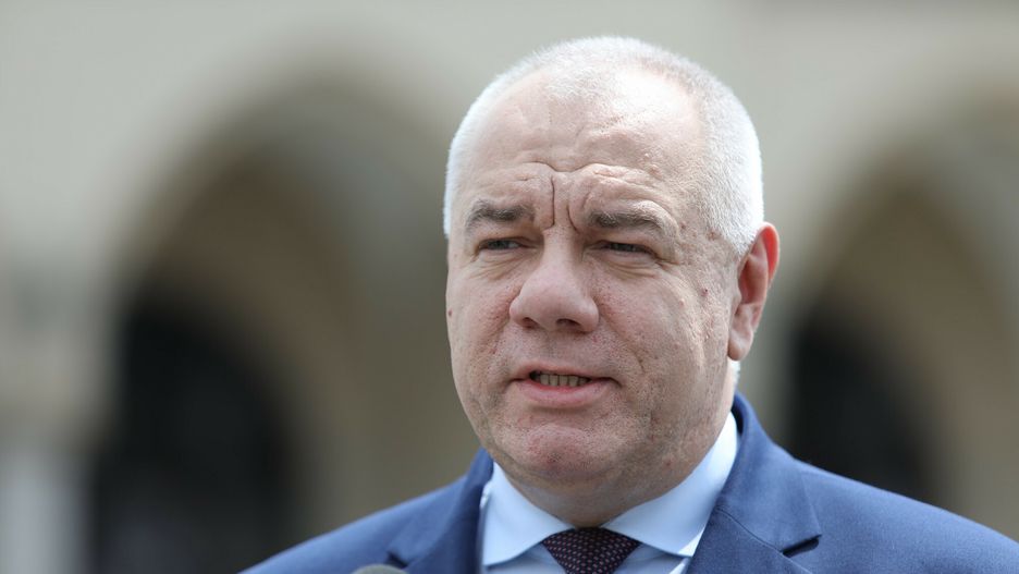 Teść Jacka Sasina pracuje w spółce państwowej