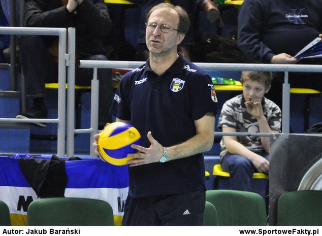 To chyba pierwszy tak trudny sezon dla Waldemara Kawki i jego zespołu