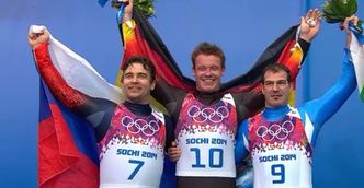 Saneczkarstwo: Loch mistrzem, absolutny rekord Zoeggelera, Maciej Kurowski 23.