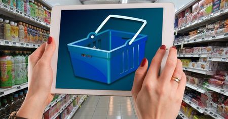Zakupy przez internet i e-commerce. Polska mocno zapóźniona