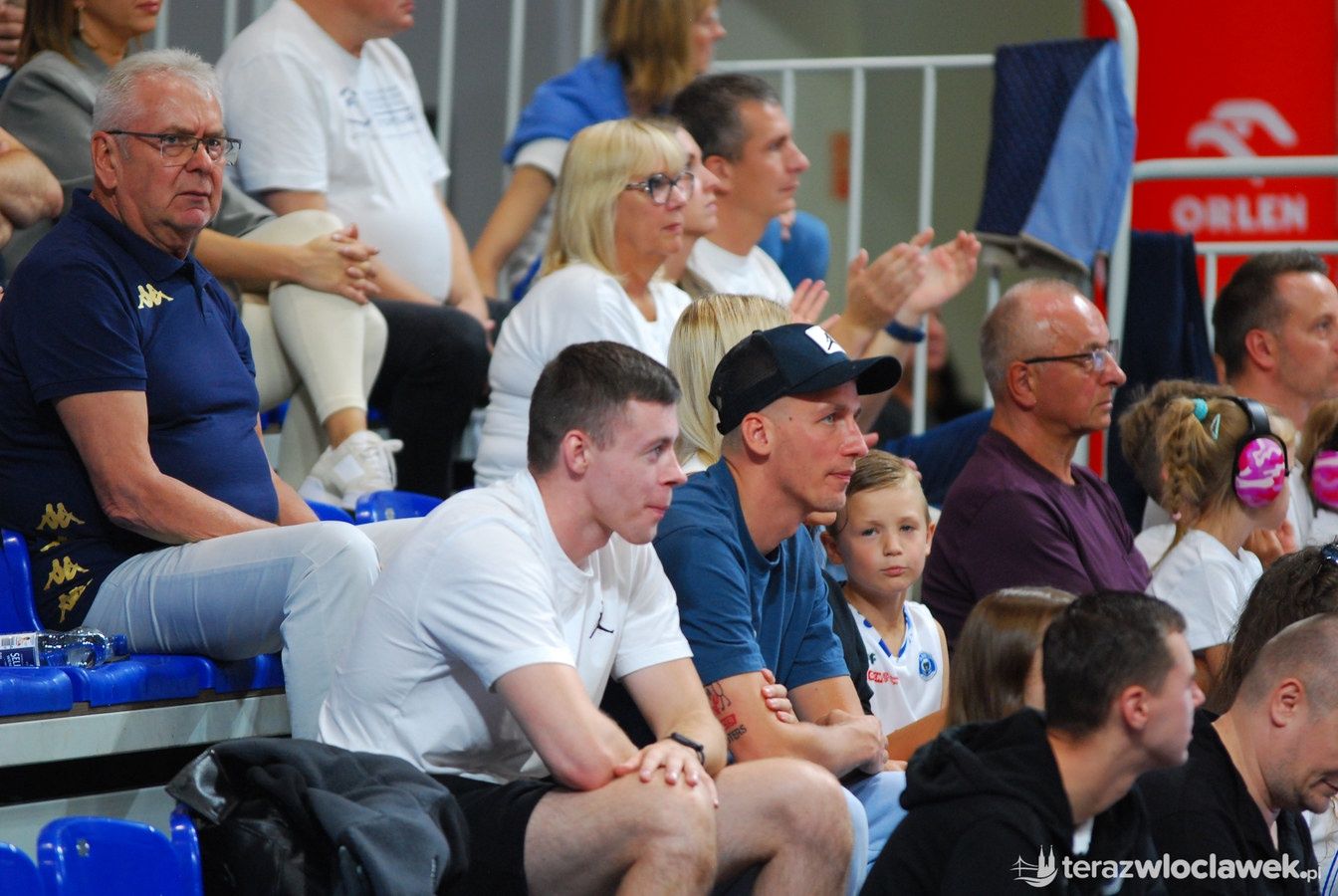 Zacięty mecz Anwilu z Syntainics MBC Weissenfels