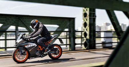 Jaki motocykl 125 ccm na prawo jazdy kat. B?
