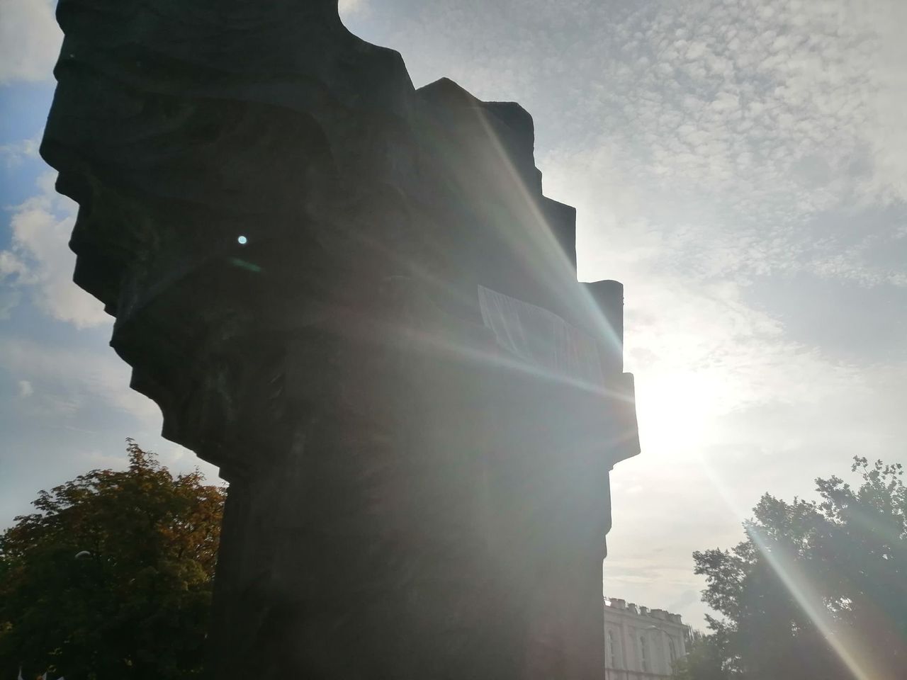 Świętujmy wspólnie urodziny Władysława Broniewskiego! Teatr Płocki zaprasza na happening urodzinowy