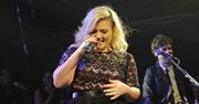 Kelly Clarkson tyje i chudnie na potęgę!
