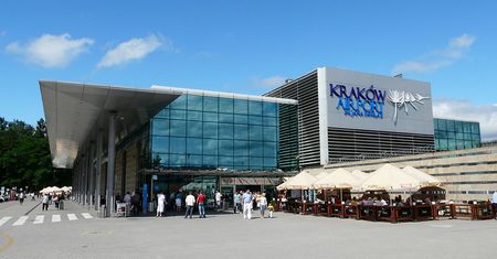 Specustawa o lotniskach będzie obowiązywać do końca 2020 r.