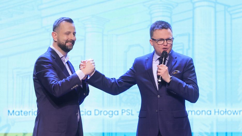 Szymon Hołownia, Władysław Kosiniak-Kamysz na konwencji Trzeciej Drogi w Otrębusach
