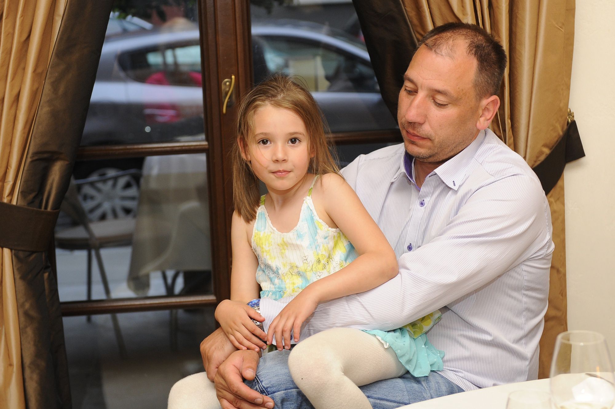 Jacek Olszewski z córką Lilianą