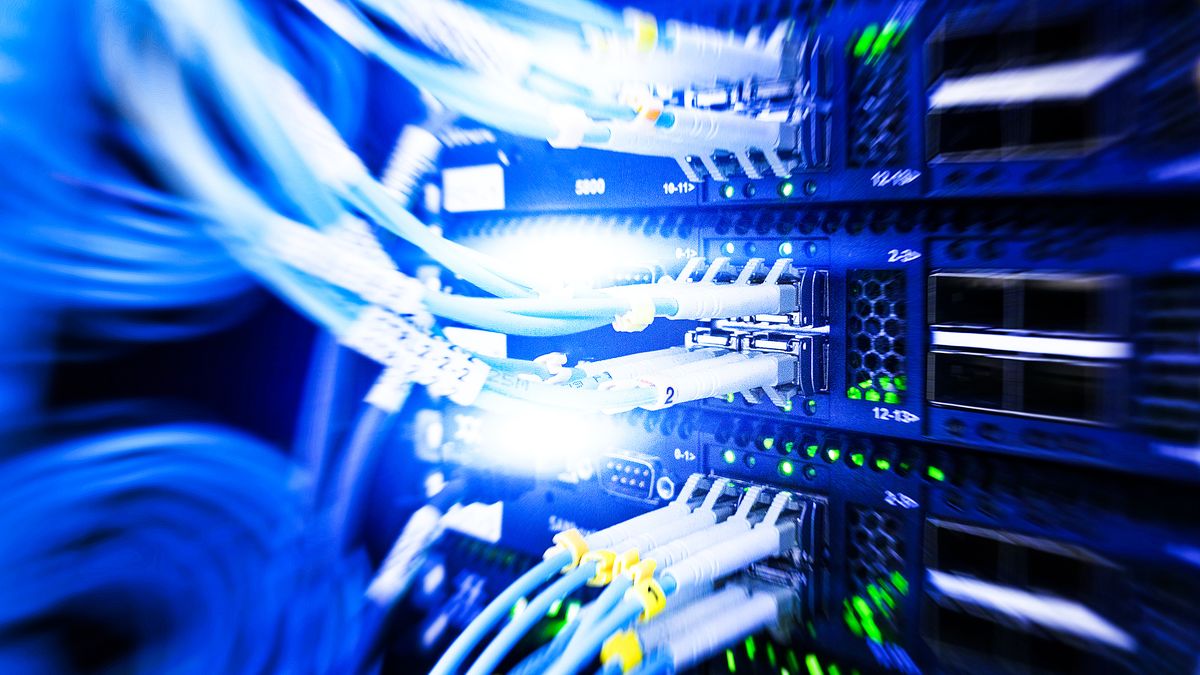 Po zredukowaniu jakości przez Netflix, pojawiły się głosy nt. wpływu gier na przepustowość internetu, fot. Funtap/Shutterstock