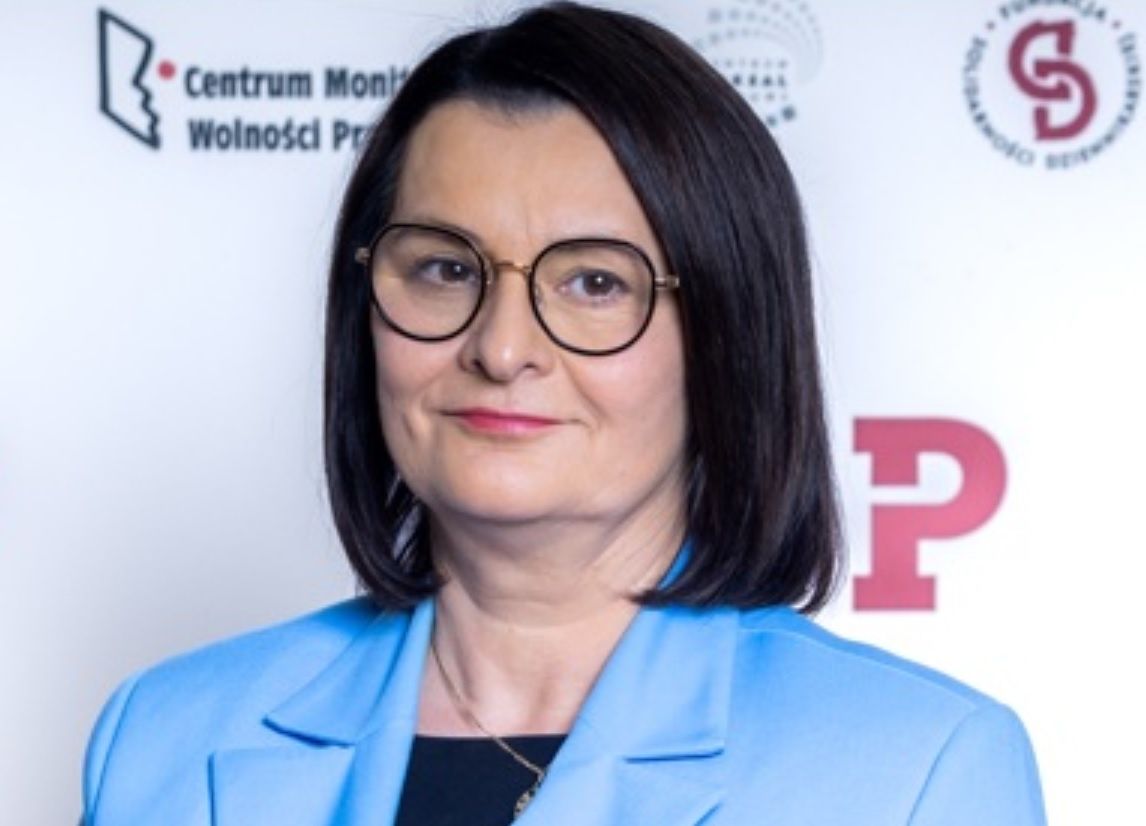 SDP po zmianie prezesa dalej pod kreską. Mniej z centrum prasowego