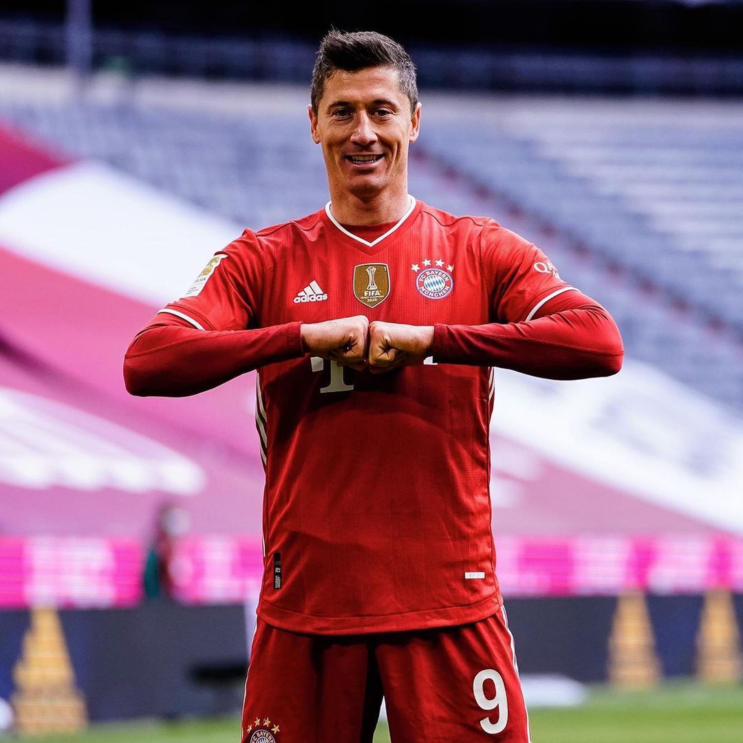 Robert Lewandowski jest napastnikiem Bayernu Monachium