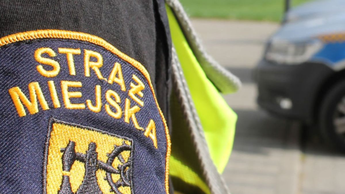 Pijana 15-latka na rynku