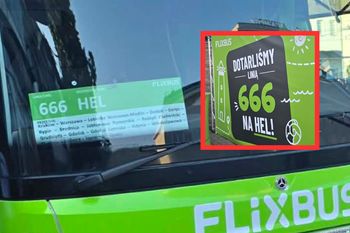 Autobus 666 dotarł na Hel. Tak przywitano pasażerów