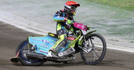 "Pocket Rocket" na Motoarenie. Pres Toruń szuka nowego Roberta Lamberta. Młodzi Brytyjczycy trenowali w Toruniu