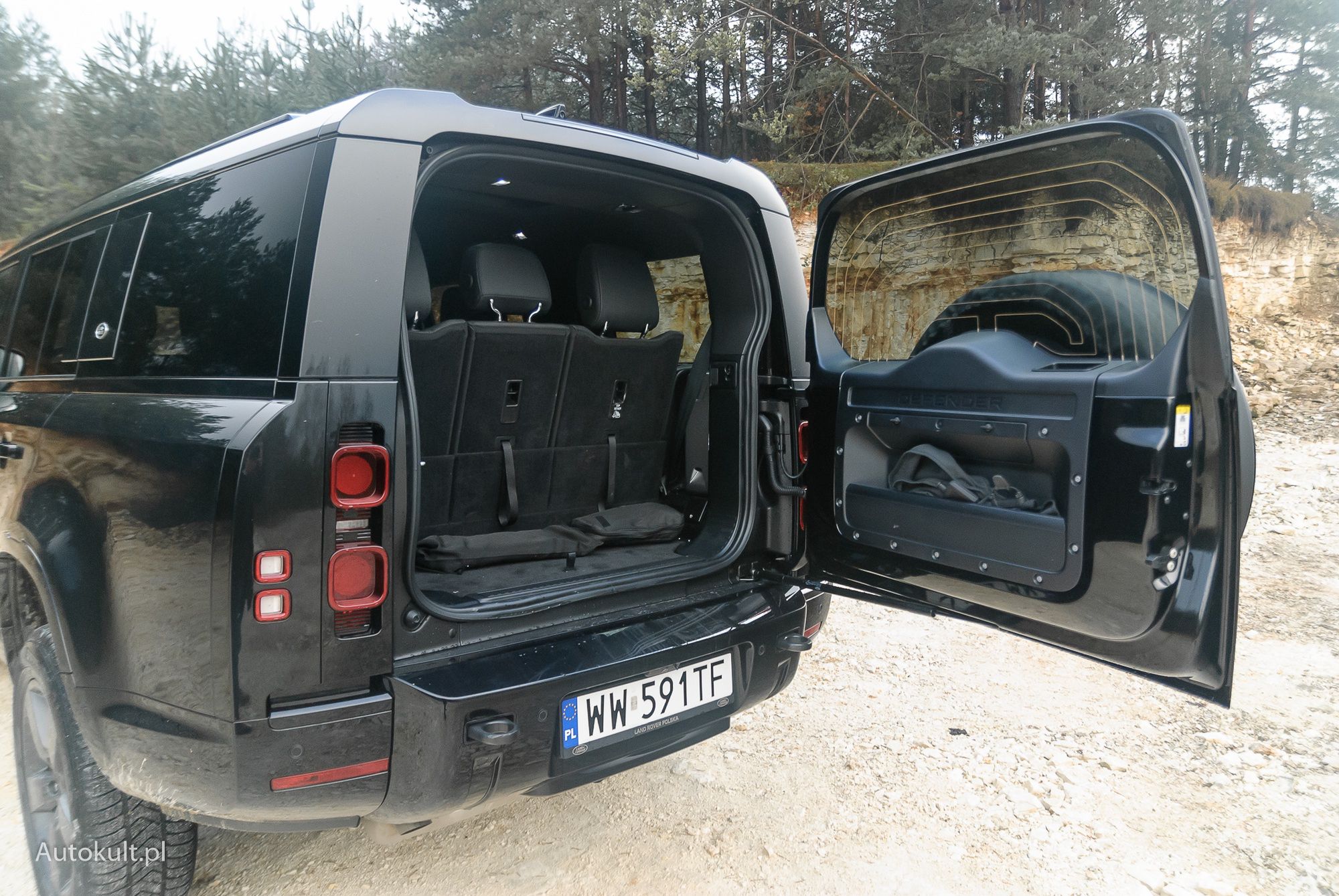 Land Rover Defender 130