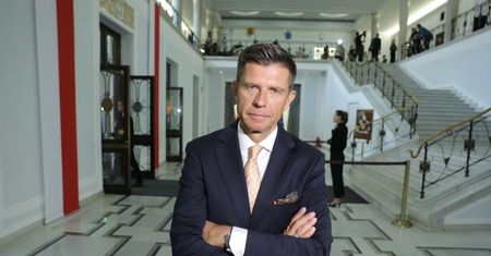 To on stworzył Nowoczesną. Teraz walczy o schędę po Hołowni. Oto majątek Ryszarda Petru