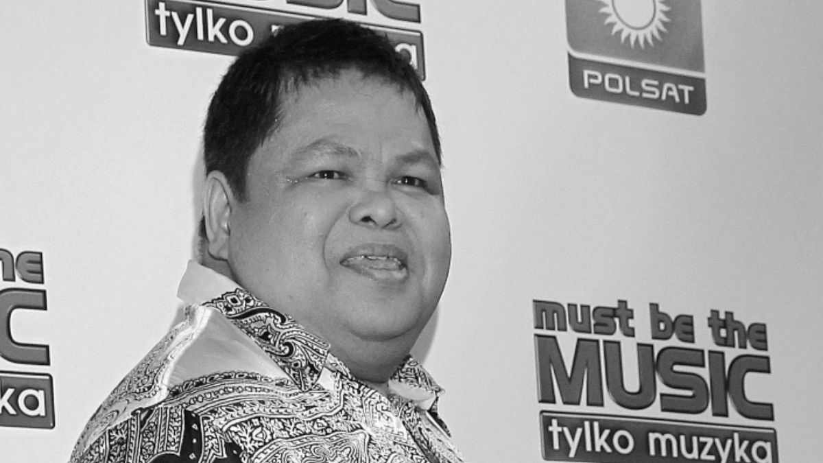 Pogrzeb Conrado Yaneza z "Must Be The Music"