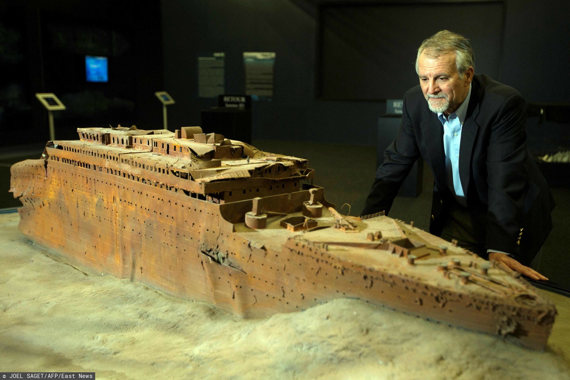 Archiwum zagraniczne East News 2023-06
(FILES) This file picture taken on May 31, 2013 in Paris shows Paul-Henri Nargeolet, director of a deep ocean research project dedicated to the Titanic. Paul-Henry Nargeolet is one of the five passengers aboard a missing submersible that had been due to take passengers to visit the wreckage of the Titanic on June 19, 2023. The craft began its descent but lost contact with the surface less than two hours later, according to authorities. Fears are growing for the five people onboard as the vessel only has oxygen for up to 96 hours. (Photo by Jo�l SAGET / AFP)
JOEL SAGET