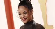 Rihanna pozuje z brzuszkiem. Jej kreacja z Oscarów 2023 przejdzie do historii